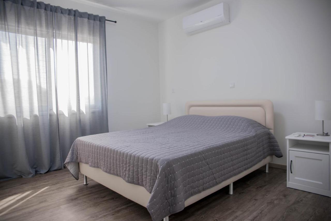 Modern Apartment Not Far From The Beach Pafos Exterior foto